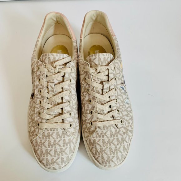 MICHAEL KORS POPPY LACE UP MK SIGNATURE PARIS GIRL PRINT SNEAKERS SHOES - Picture 2 of 13